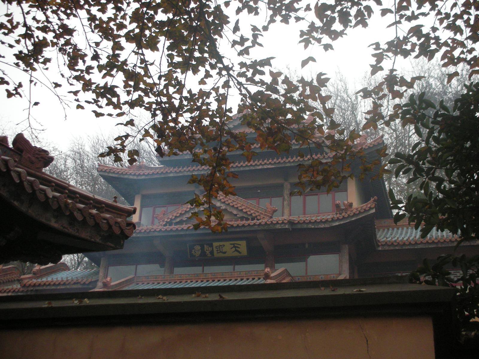 2000年ほど前は錫(スズ)の産地だったが、今は錫がない無錫(その2..無錫を代表する観光地である太湖)